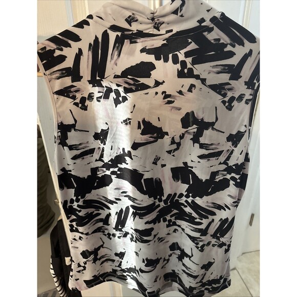 Tahari Women’s Shirt Size Large - Picture 3 of 3